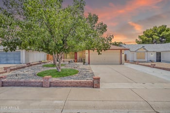 21057 34th Dr, Phoenix, AZ 85027