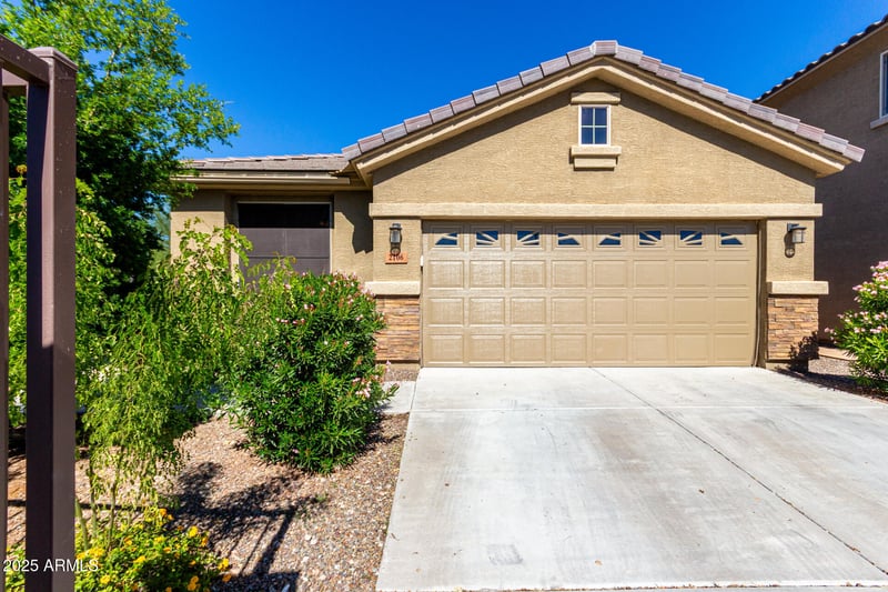2106 Aire Libre Ave, Phoenix, AZ 85022