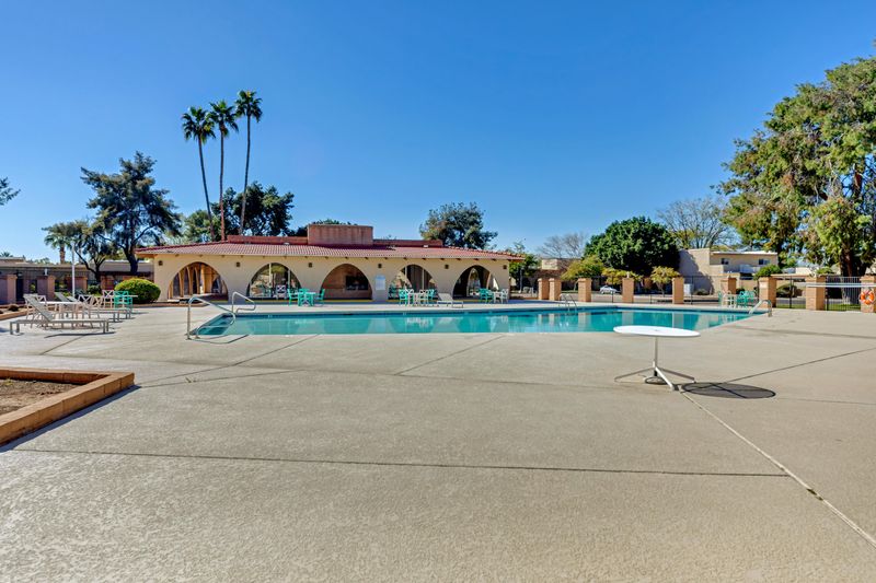 2106 E Ellis Dr, Tempe, AZ 85282