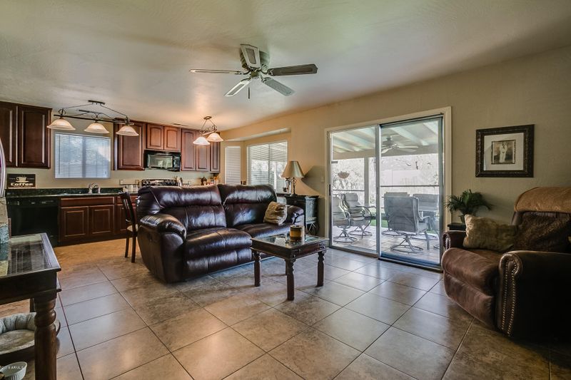 2106 W Knox Rd, Chandler, AZ 85224