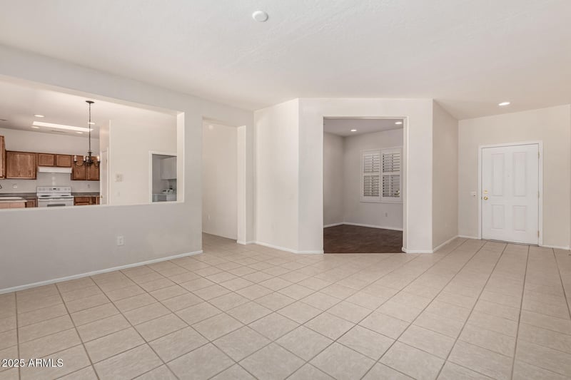 21067 Sequoia Crest Dr, Surprise, AZ 85387