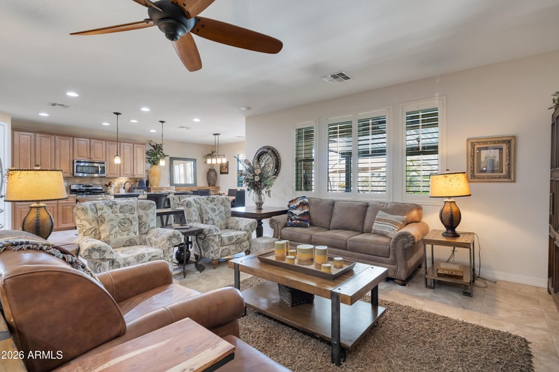 21068 Wycliff Dr, Buckeye, AZ 85396
