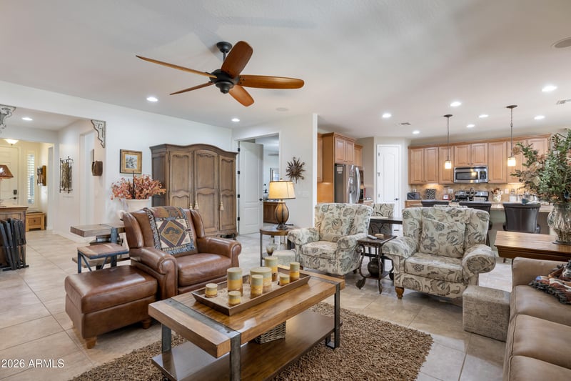 21068 Wycliff Dr, Buckeye, AZ 85396