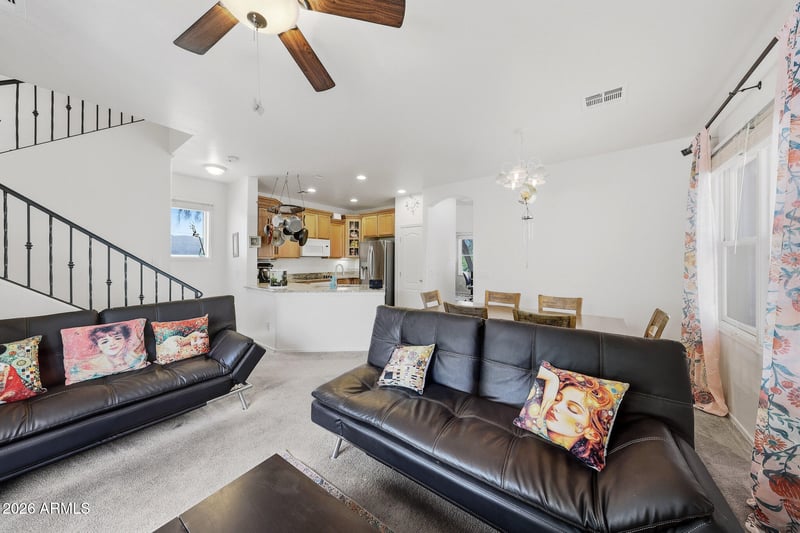 2107 Huntington Dr, Phoenix, AZ 85040
