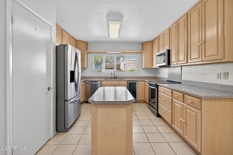 2107 Marlette Ave, Phoenix, AZ 85015