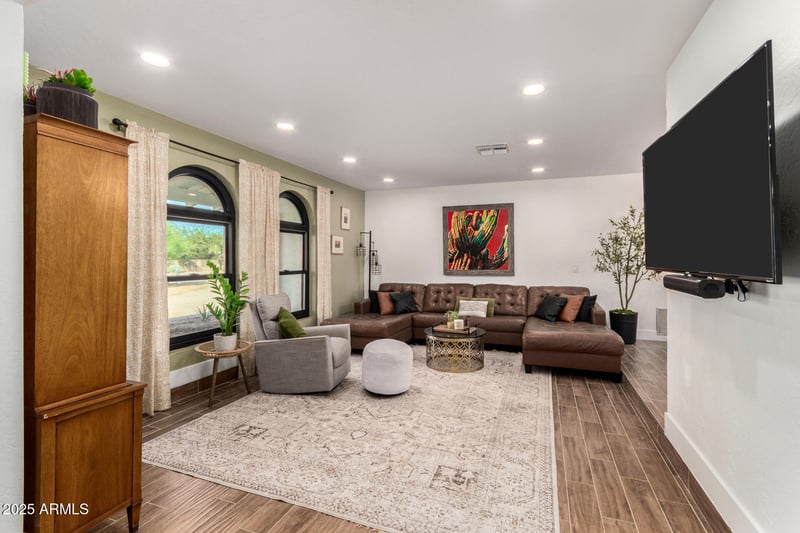 2107 Sossaman Rd, Mesa, AZ 85207