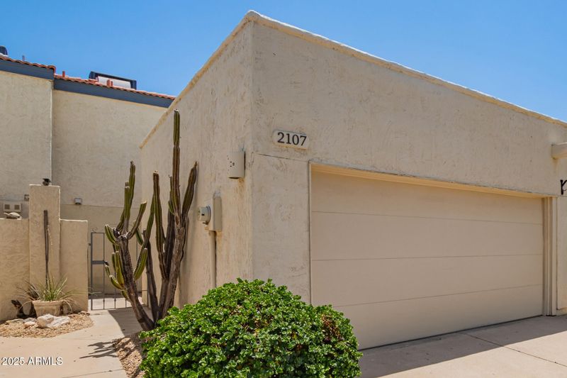 2107 W Lane Ave, Phoenix, AZ 85021