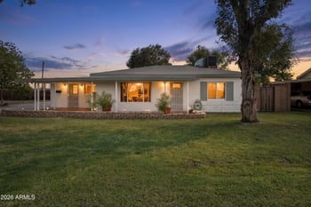 2107 W Minnezona Ave, Phoenix, AZ 85015