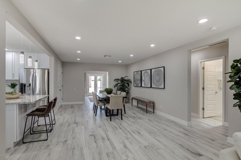2107 W Mulberry Dr, Phoenix, AZ 85015