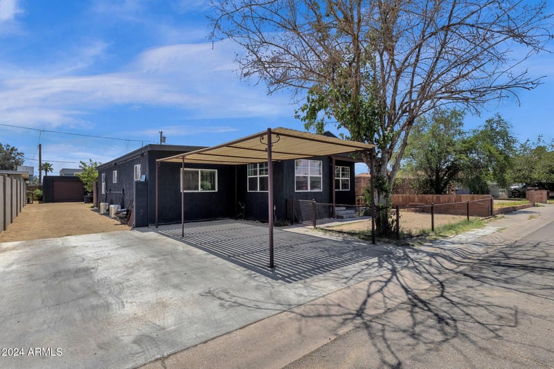2107 W Wilshire Dr, Phoenix, AZ 85009