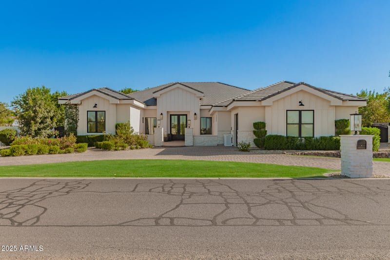 21077 Marsh Rd, Queen Creek, AZ 85142
