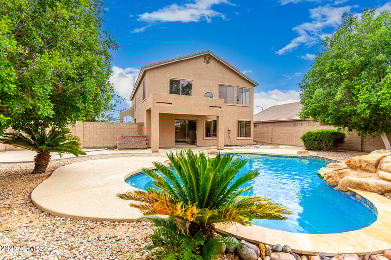 21078 74th Ln, Glendale, AZ 85308