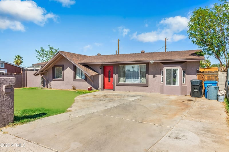 2108 48th Ln, Phoenix, AZ 85035
