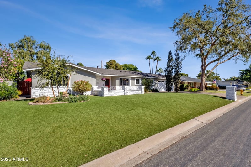 2108 E San Juan Ave, Phoenix, AZ 85016