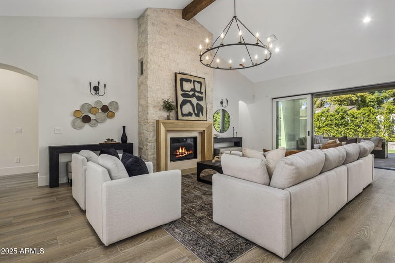 2108 Solano Dr, Phoenix, AZ 85016