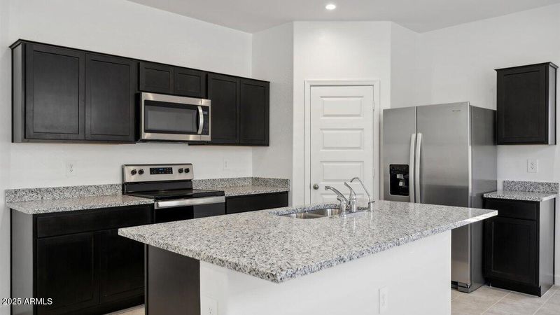 2108 W Starkey Ave, Apache Junction, AZ 85120