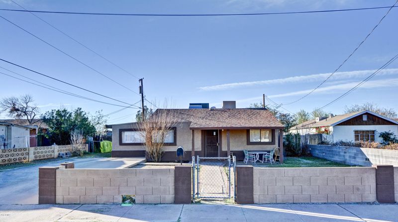 2109 E Monte Vista Rd, Phoenix, AZ 85006