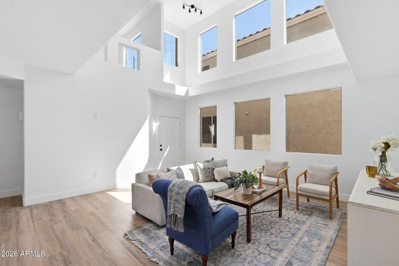 2109 E Saltsage Dr, Phoenix, AZ 85048
