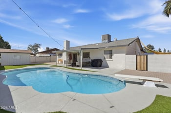 2109 Oraibi Dr, Phoenix, AZ 85027