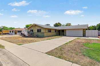 2109 W Keim Dr, Phoenix, AZ 85015
