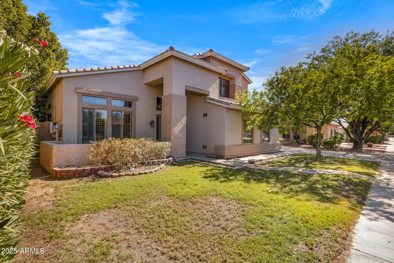 2109 Wildhorse Dr, Chandler, AZ 85286