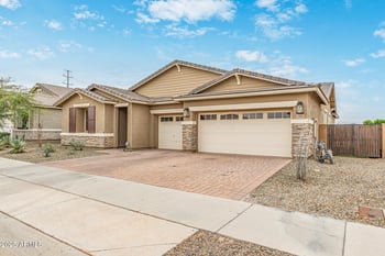 21095 Cattle Dr, Queen Creek, AZ 85142