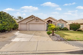21096 64th Ave, Glendale, AZ 85308
