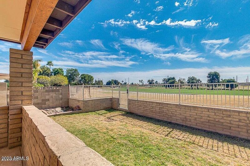 211 E Fleet Dr, Tempe, AZ 85283