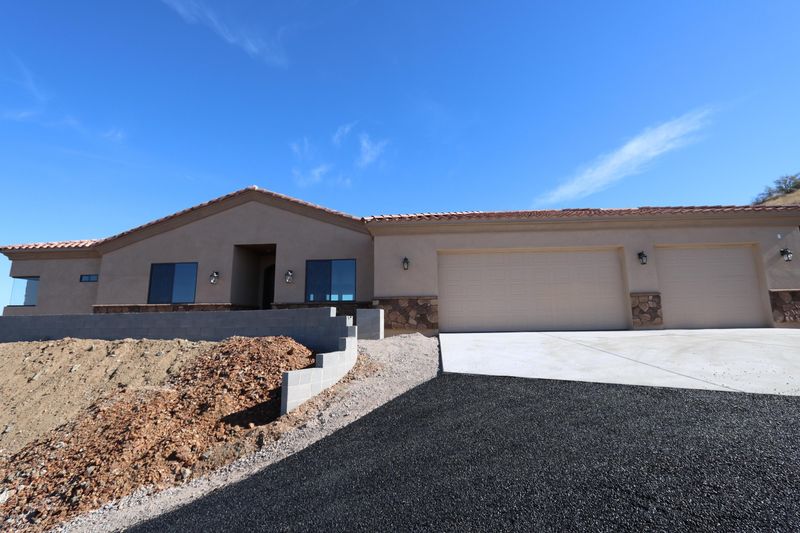 211 E Paint Your Wagon Trl, Phoenix, AZ 85085