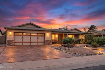 211 Papago Dr, Tempe, AZ 85288
