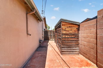 211 Papago Dr, Tempe, AZ 85288