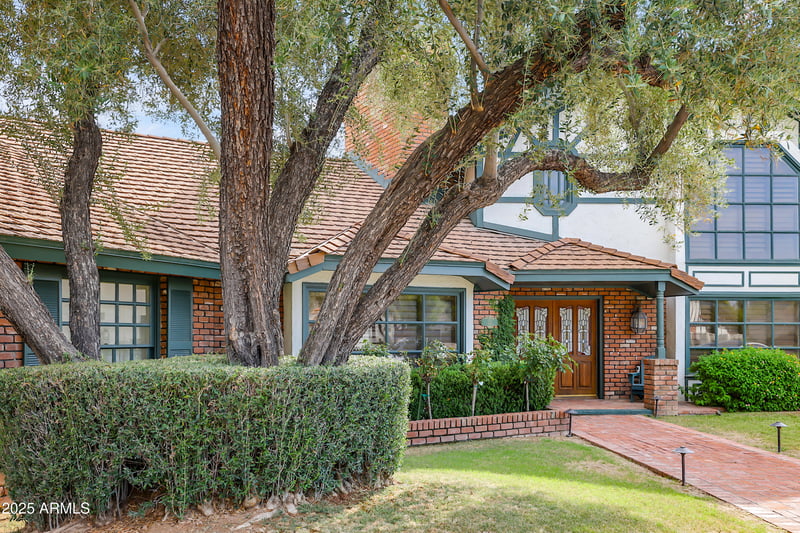 211 Kaler Dr, Phoenix, AZ 85021