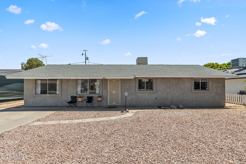 211 Brinker Dr, Avondale, AZ 85323