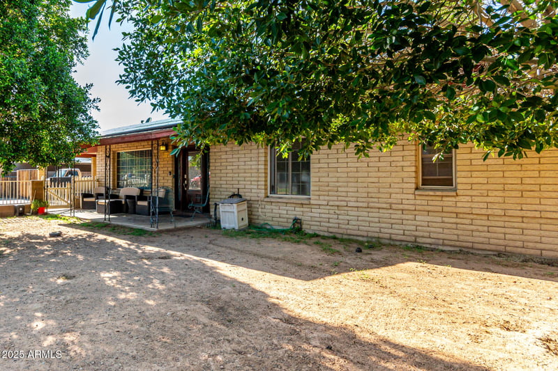 2110 Morrow Dr, Phoenix, AZ 85027