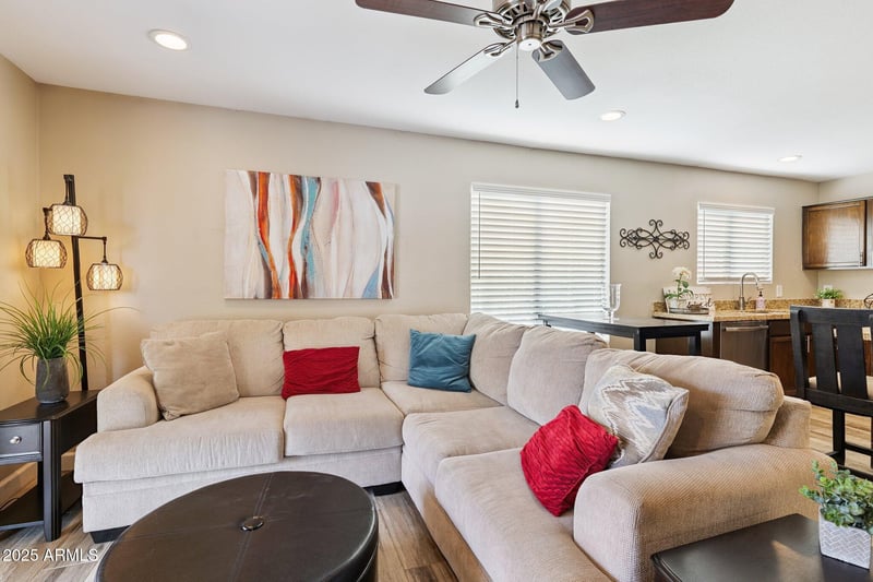2110 Williams Dr, Phoenix, AZ 85024