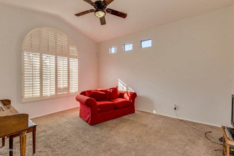 21109 N 69th Ln, Glendale, AZ 85308