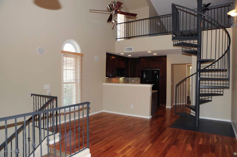 2111 E Huntington Dr, Phoenix, AZ 85040