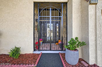 2111 Marlette Ave, Phoenix, AZ 85015