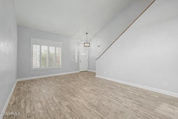 2111 Patrick Ln, Phoenix, AZ 85024