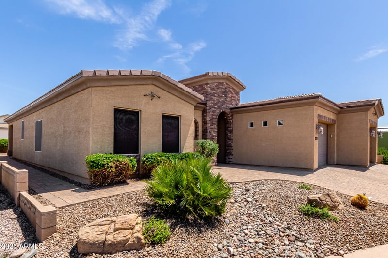 2111 Piper Pl, Mesa, AZ 85215