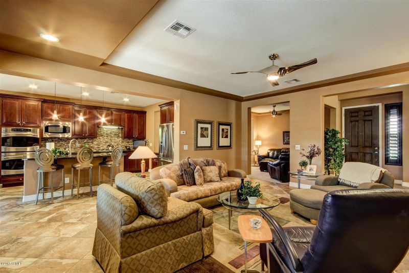 2111 S Cholla St, Chandler, AZ 85286