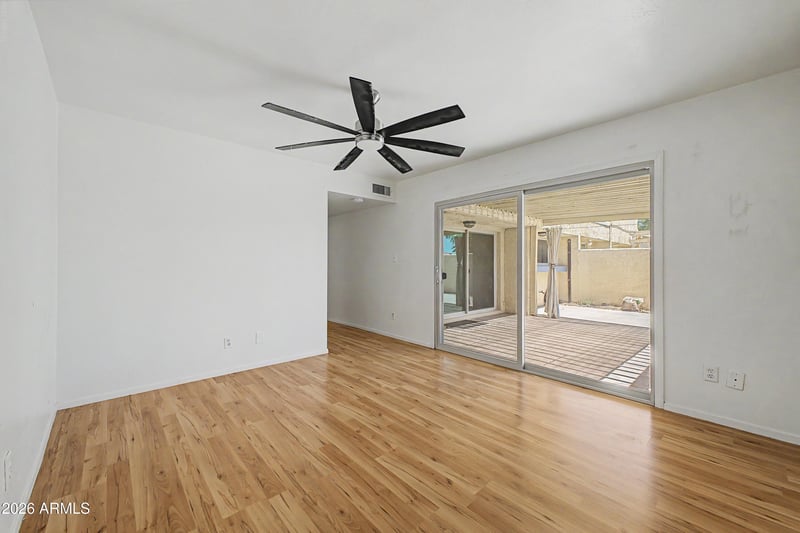 2111 Claremont St, Phoenix, AZ 85015