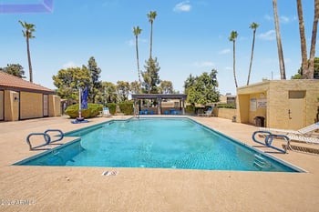 2111 W Claremont St, Phoenix, AZ 85015