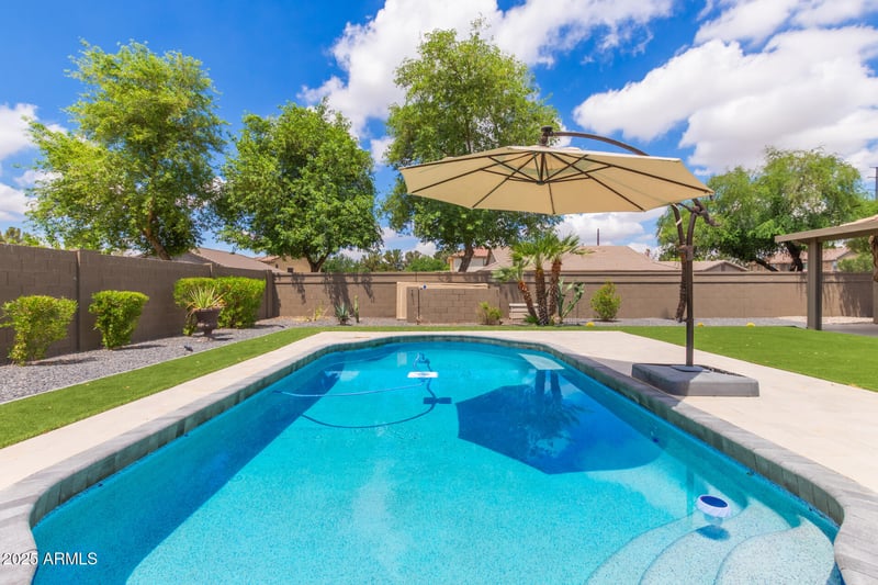 2111 Yellowstone Pl, Chandler, AZ 85249