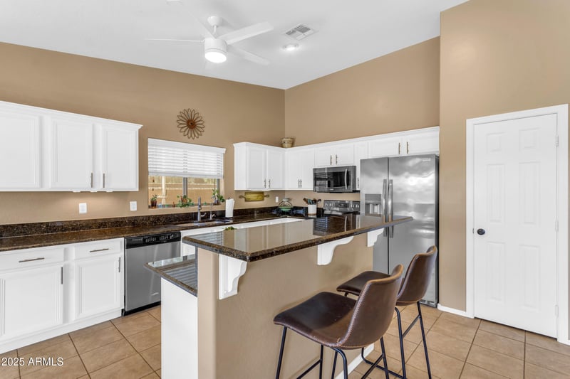 21111 Aspen Valley Dr, Queen Creek, AZ 85142