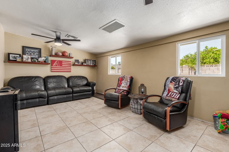 2112 Decatur St, Mesa, AZ 85213