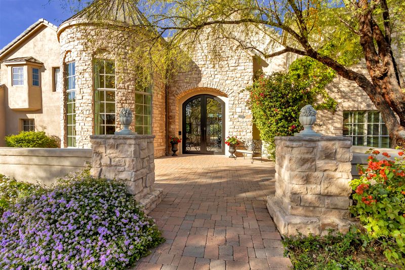 2112 E Ranch Rd, Tempe, AZ 85284