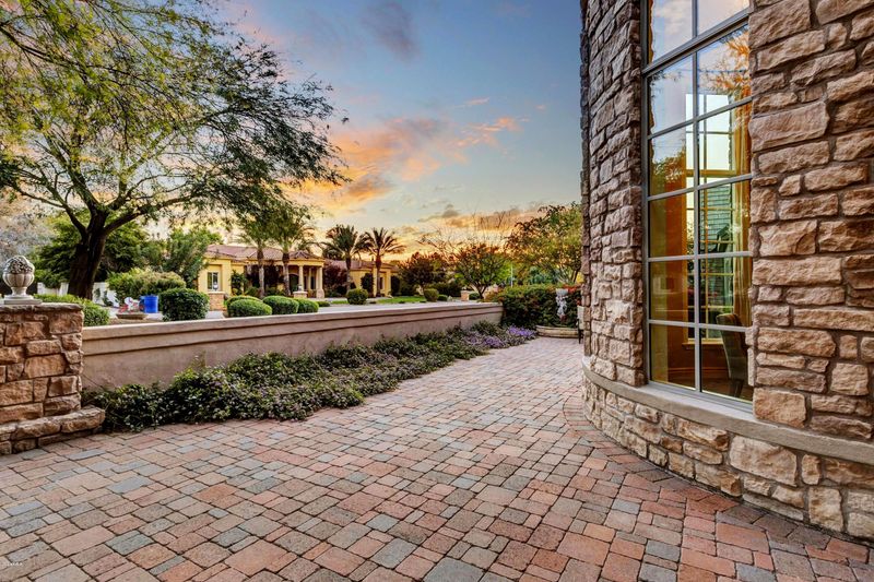 2112 E Ranch Rd, Tempe, AZ 85284