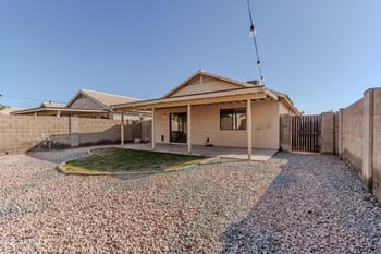 2112 Robin Ln, Phoenix, AZ 85024