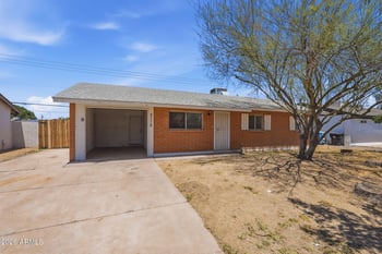 2112 W Dahlia Dr, Phoenix, AZ 85029